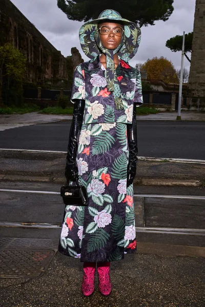 Look 12